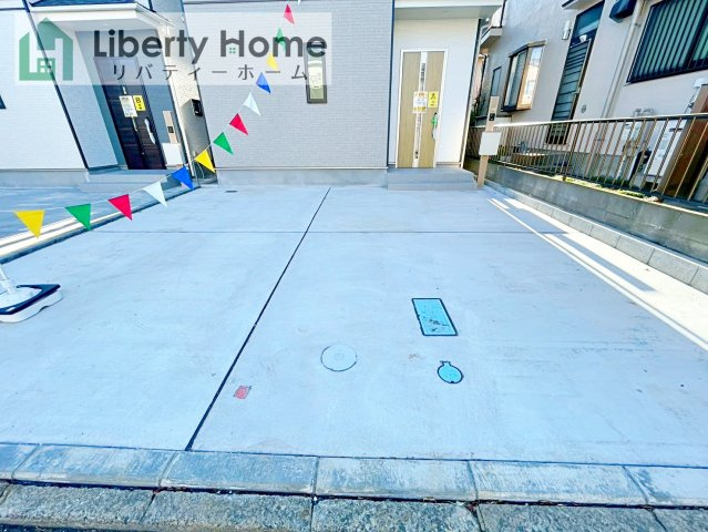 守谷市松前台6丁目　新築戸建　A号棟の駐車場