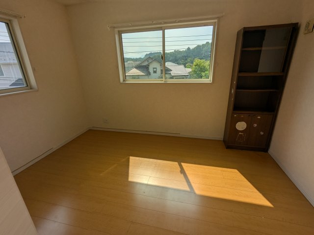 中古戸建　秋間みのりが丘の洋室