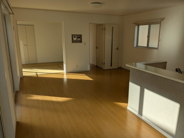 中古戸建　秋間みのりが丘の居間・リビング