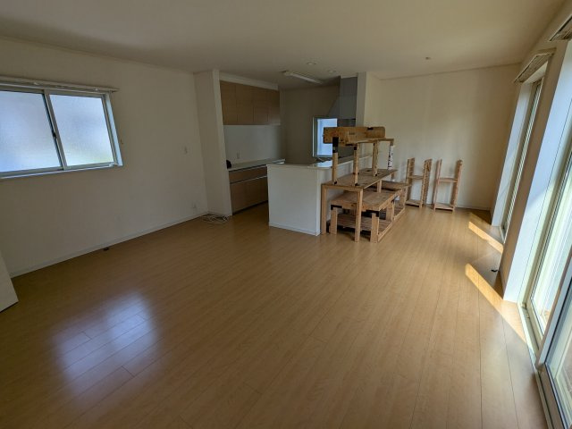 中古戸建　秋間みのりが丘の居間・リビング