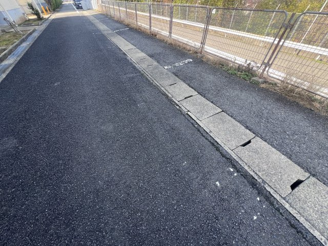 メゾン北鈴の駐車場