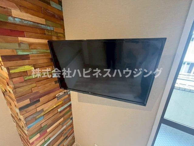 MAKE　BLDGのその他|壁掛けテレビ　残置物