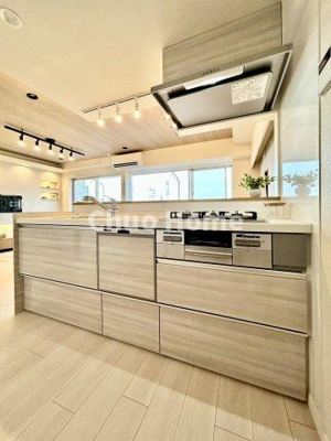 【キッチン】 | ツインシティ1番館エトランズ東砂 | ワイドで収納豊富なシステムキッチン