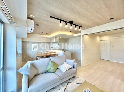 【居間・リビング】 | ツインシティ1番館エトランズ東砂 | 【居間・リビング】「ＬＤＫは家族団らんをデザイン」広いＬＤＫでは家族が集まり一緒の時間を過ごせる工夫がされております。何気ない一日の当たり前のひとコマがいつか一生の宝物になります