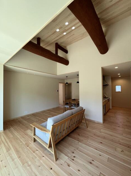 大生院 戸屋ノ鼻　中古戸建の居間・リビング