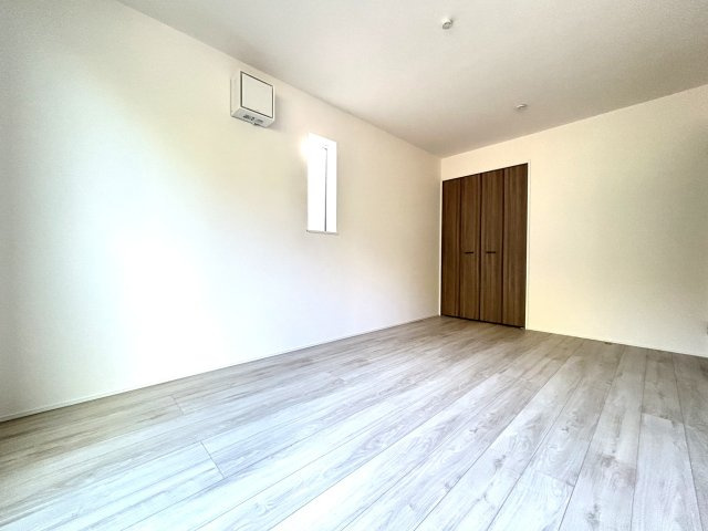 ◆リビング広々２０帖のゆったり４ＬＤＫ◆並列駐車２台可能◆リナージュ大津月輪５丁目２４－２期の洋室|洋室