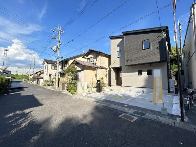 ◆リビング広々２０帖のゆったり４ＬＤＫ◆並列駐車２台可能◆リナージュ大津月輪５丁目２４－２期の駐車場|駐車場