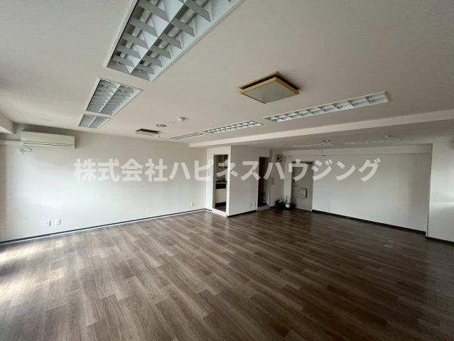 MAKE　BLDGの内装