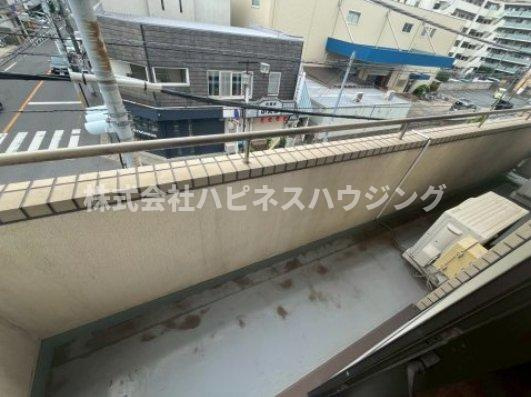 MAKE　BLDGのバルコニー