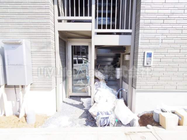 サニーコート（旧）大沼町2丁目新築のエントランス