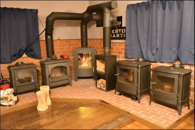 千葉県山武市戸建て　530の前面道路含む現地写真