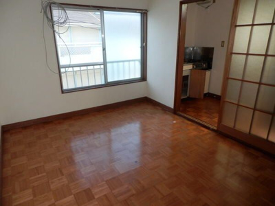 【居間・リビング】 | ルミナス上福岡 | 居間です