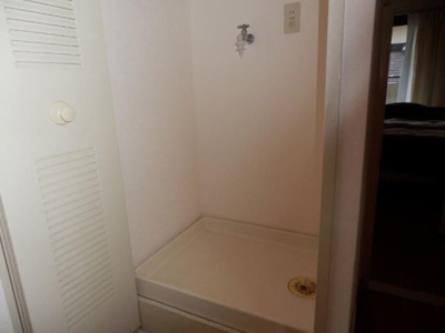 【その他】 | ルミナス上福岡 | 洗濯機置き場です