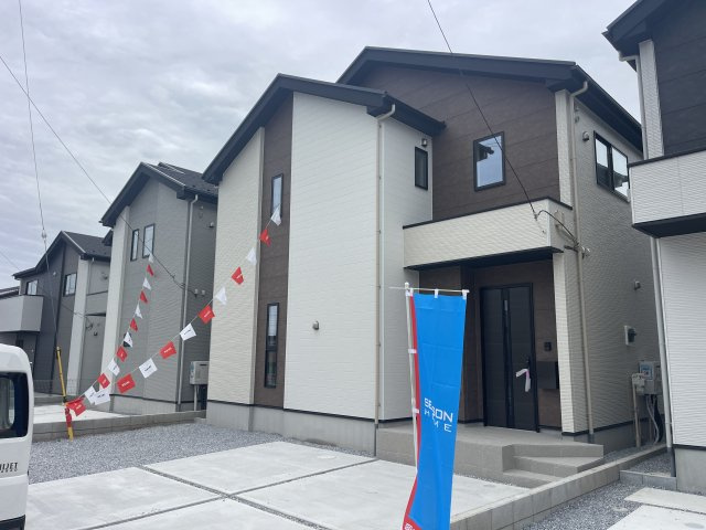 LIGARE宇都宮市東峰町2期　新築一戸建ての外観|外観もきれいです