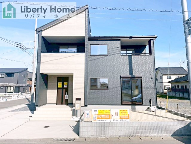 ひたちなか市稲田10期　新築戸建　10号棟の外観|ご予約をいただければ、『平日の空いた時間』『周辺物件まとめて見たい』『1件だけ見たい』ももちろん可能です♪
お気軽にお問合せください♪