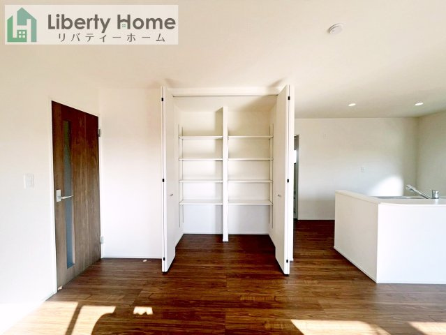 ひたちなか市稲田10期　新築戸建　10号棟の収納