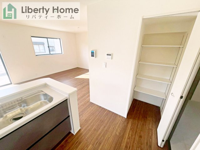 ひたちなか市稲田10期　新築戸建　10号棟の収納