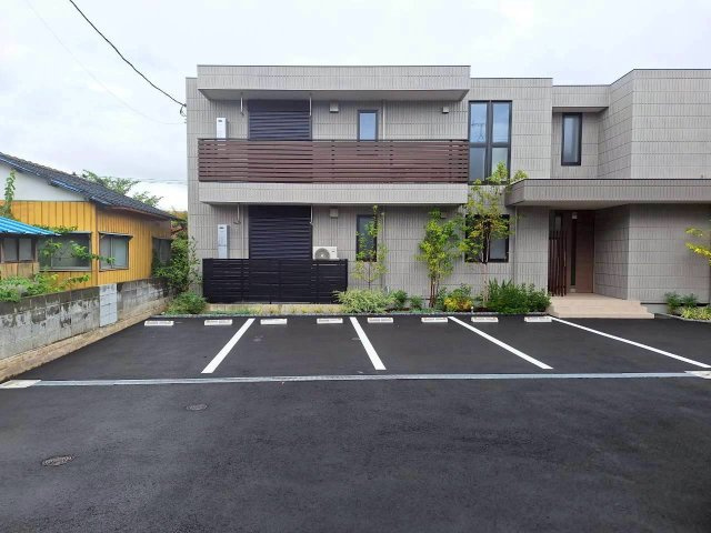 ミュゲットの駐車場