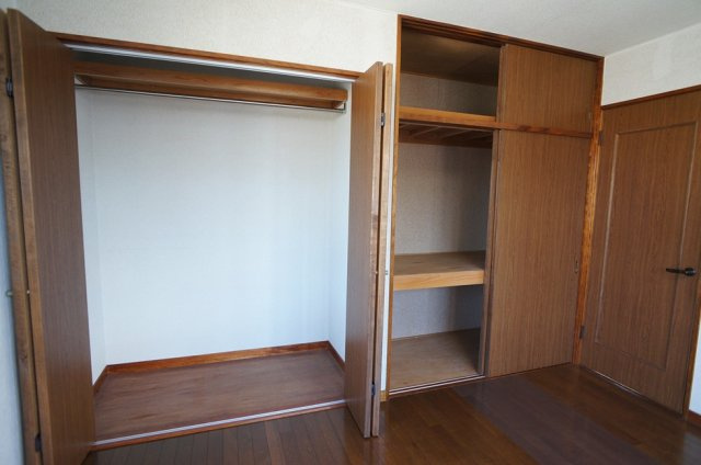 【収納】 | 小金町2丁目貸家 | 2階子供部屋収納