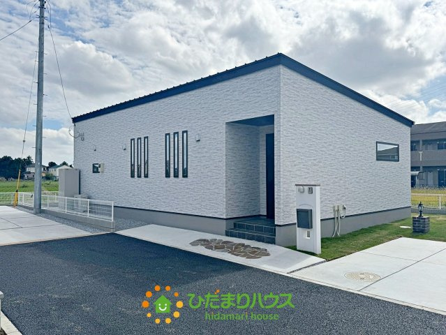 加須市上三俣1期　新築一戸建て　04　ピュアガーデン