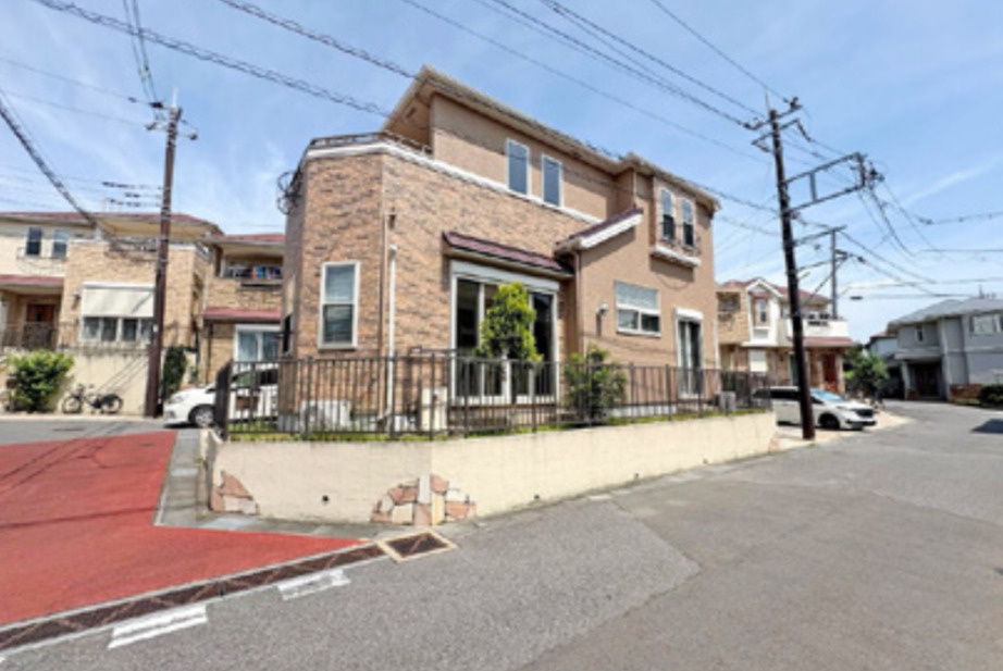 中古戸建　柏市花野井の前面道路含む現地写真