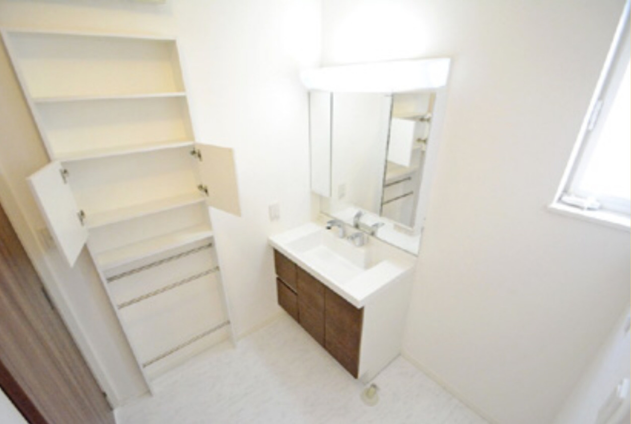 中古戸建　柏市花野井の洗面所