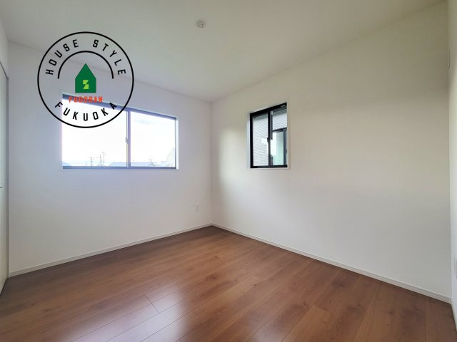 福岡市東区土井2丁目第3-4棟（4号棟）　の洋室|採光良好な洋室は全居室、複層ガラスの遮熱効果と断熱効果で、一年中快適に過ごせます。