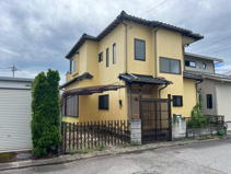 「小絹駅」徒歩6分の好立地！近くに商業施設あり！の画像