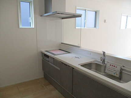 佐伯区観音台２丁目のキッチン
