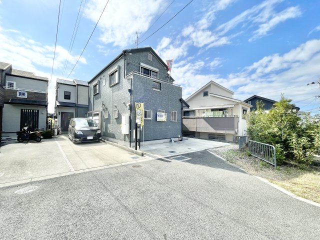 交野市倉治6丁目　中古一戸建ての前面道路含む現地写真|前面道路含む現地写真です