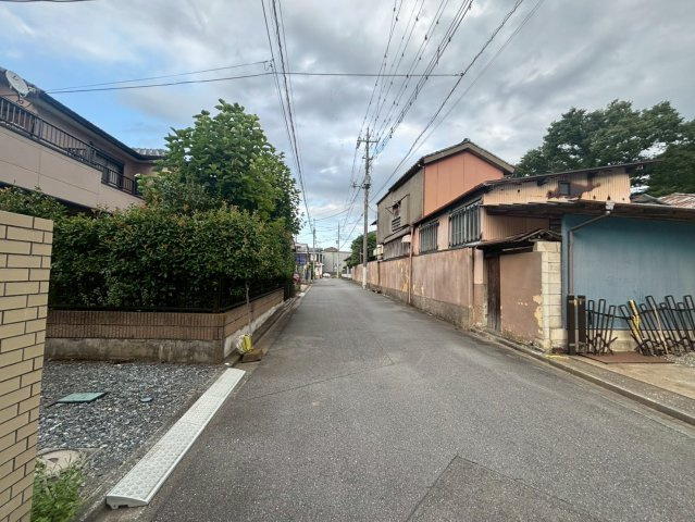 川越市志多町　建築条件なし売地　西武新宿線『本川越駅』徒歩24分　【川越小学区】の前面道路含む現地写真