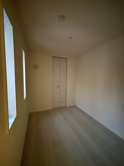 【洋室】 | リーブルガーデン岡崎255下和田町　2号棟