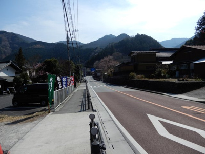 【周辺】 | 青梅市御岳　第１種低層住居専用地域　売地 | 前面道路