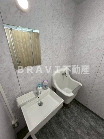 サンダー心斎橋ビル　BRAVI不動産のトイレ|【サンダー心斎橋ビル】