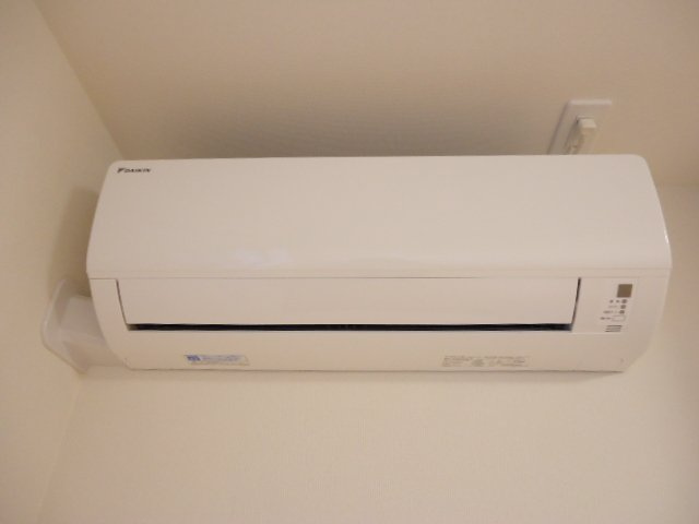 コモド　ピノⅢの設備|洋室エアコン