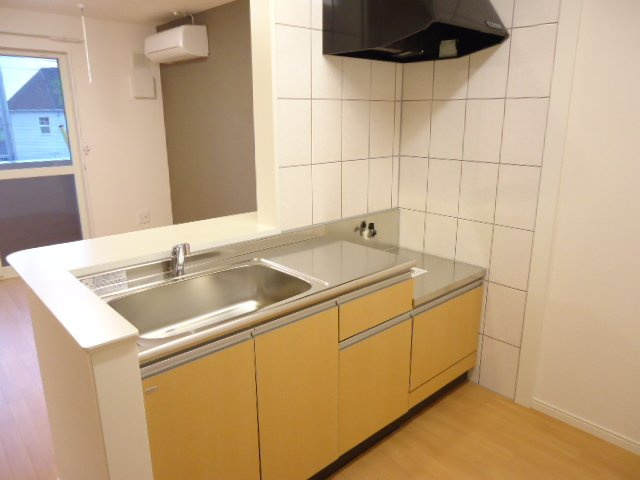 コモド　ピノⅢのキッチン|カウンターキッチン