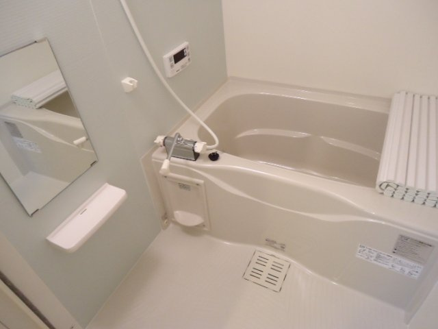 コモド　ピノⅢの浴室|バス