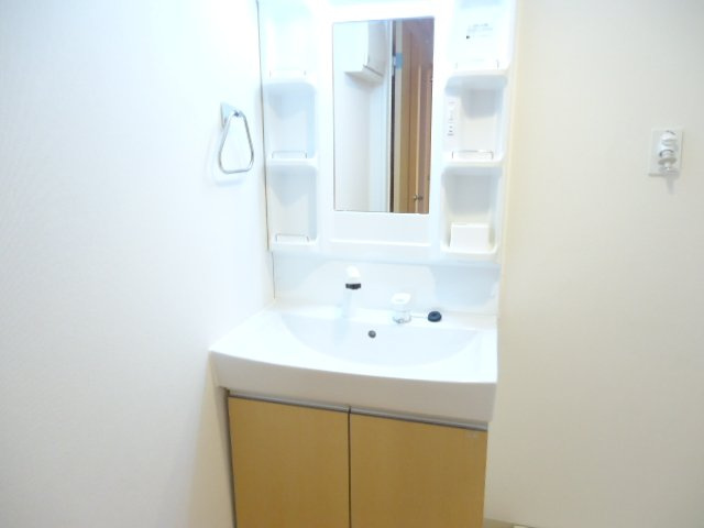 コモド　ピノⅢの独立洗面台|洗髪洗面化粧台