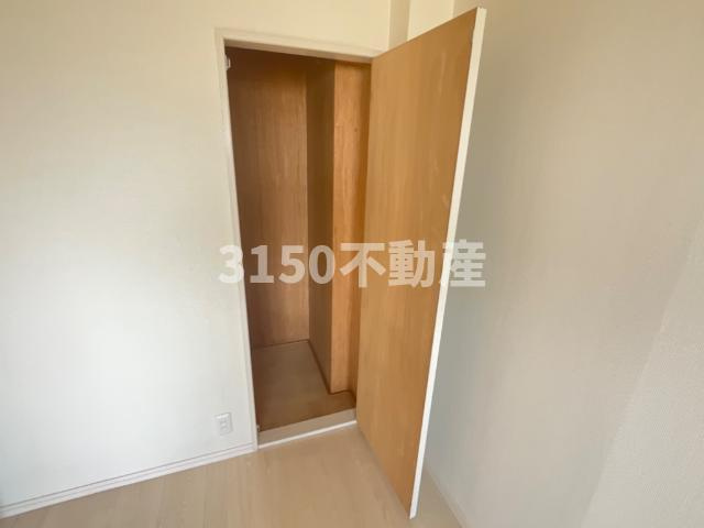 ハイツ園城の収納|北洋室収納