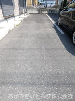 【駐車場】