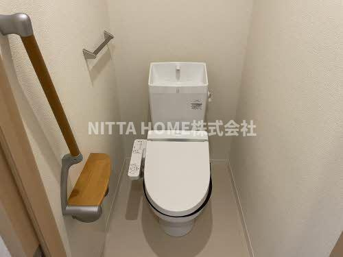 ヒルズ　エルドラードのトイレ|もちろんウォシュレット付きのトイレです＊