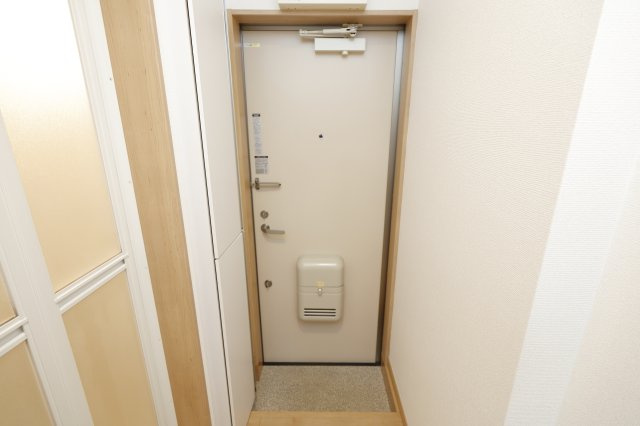 AZEST-RENT青砥 の玄関