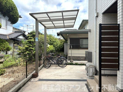 【その他共用部分】 | サウサリート | 屋根付き駐輪場