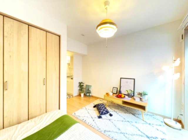 コーラルコート久米川弐番館の洋室