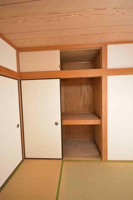 市ヶ尾森ビル弐番館の収納|＊参考写真＊押入れ