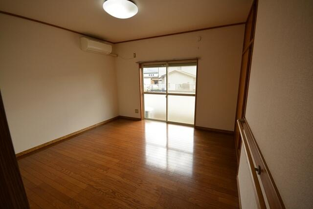 市ヶ尾森ビル弐番館の居間・リビング|＊参考写真＊8帖洋室