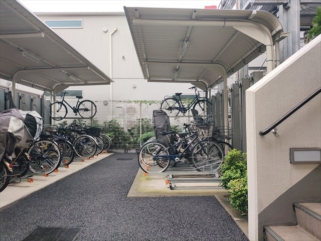 【駐輪場】の画像