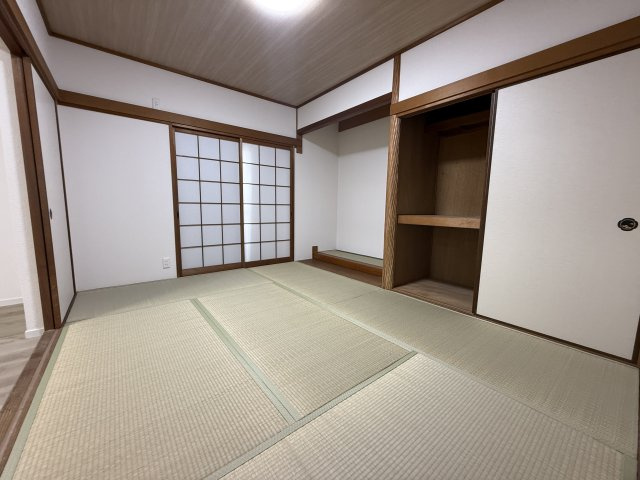 垂水区桃山台７丁目戸建の和室