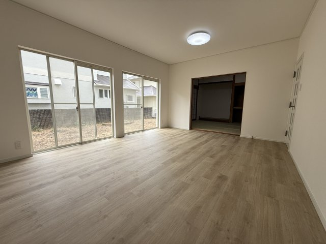 垂水区桃山台７丁目戸建の居間・リビング