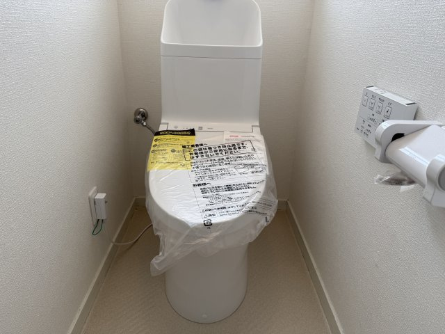 垂水区桃山台７丁目戸建のトイレ